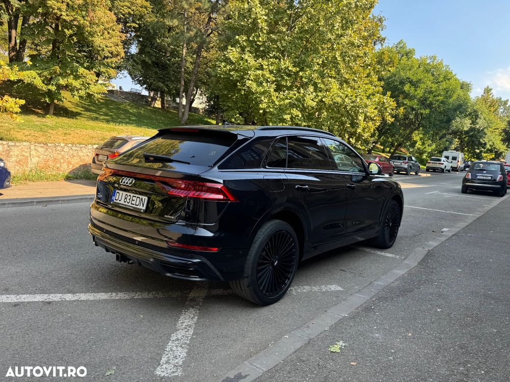 Audi Q8 SUV TFSI quattro 250 kW tiptronic S line business - 4