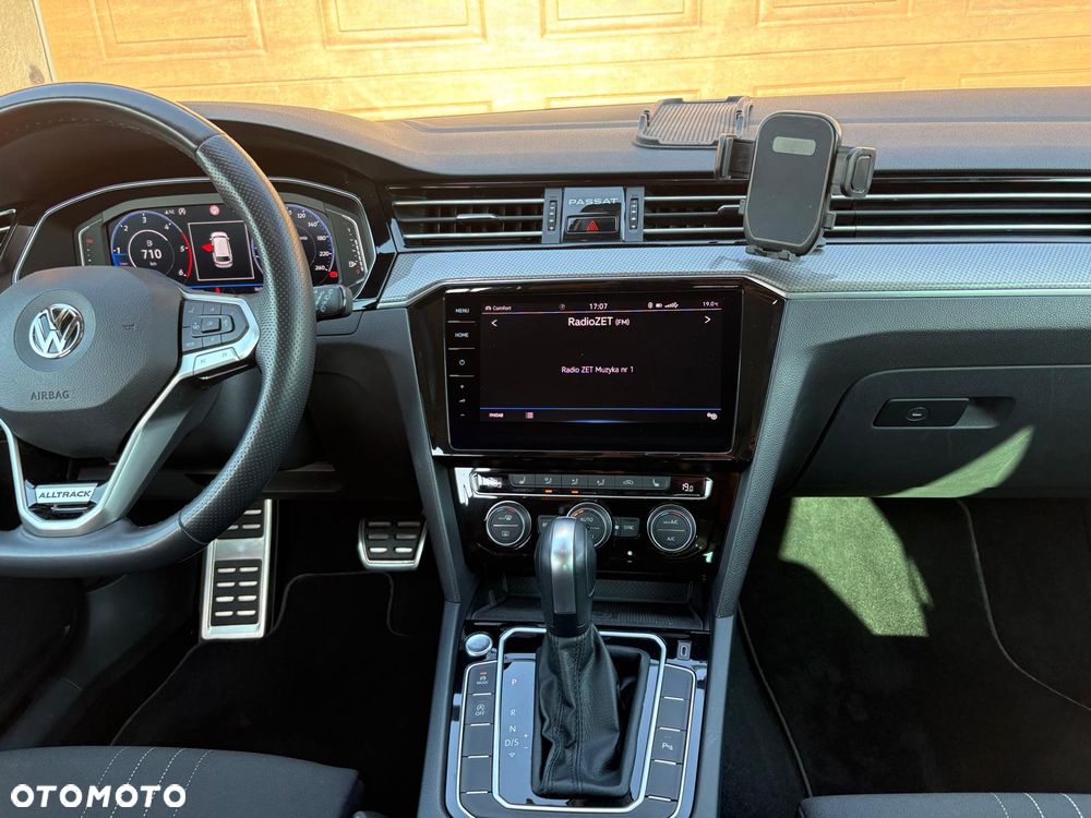 Volkswagen Passat Alltrack 2.0 TDI Bi-Turbo SCR 4Mot DSG - 17