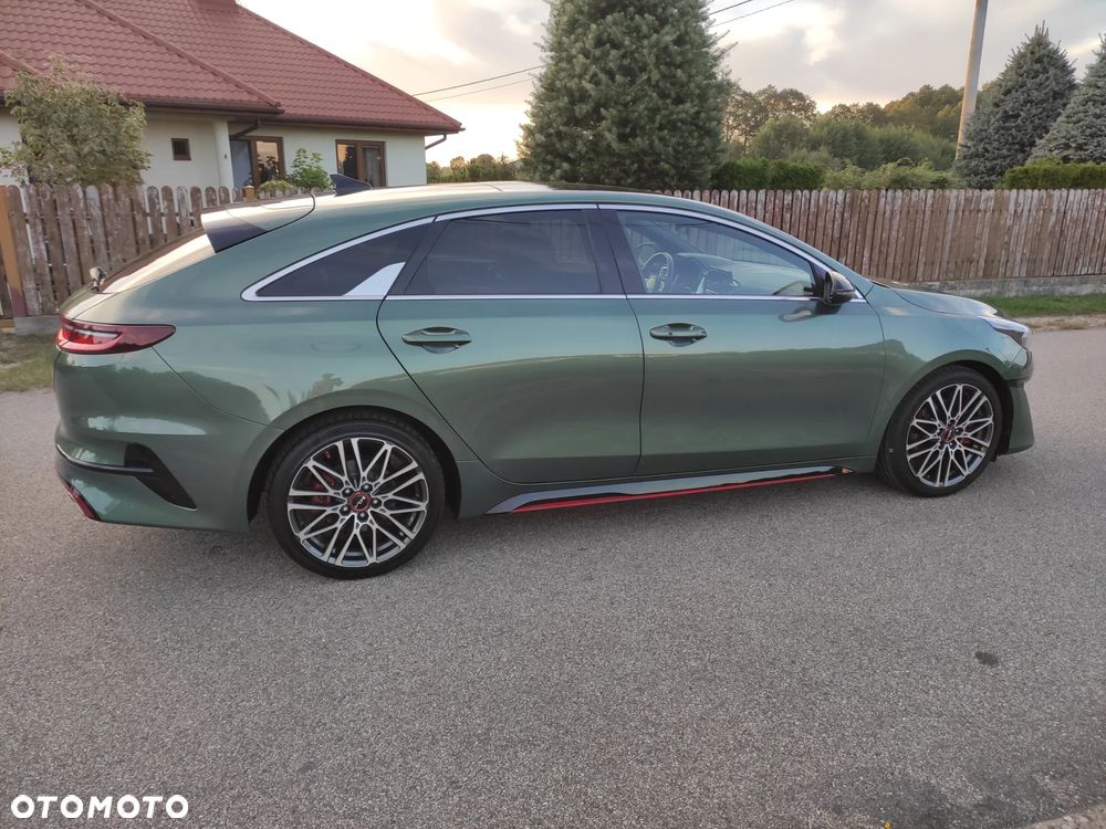Kia ProCeed 1.6 T-GDI GT DCT - 10
