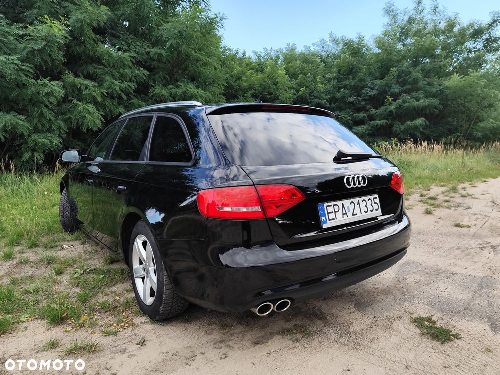 Audi A4 Avant - 4