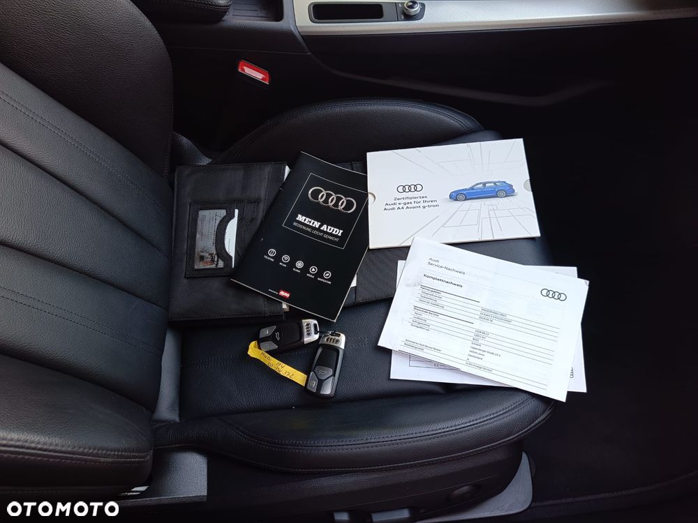 Audi A4 Avant 2.0 TFSI ultra S tronic design - 20