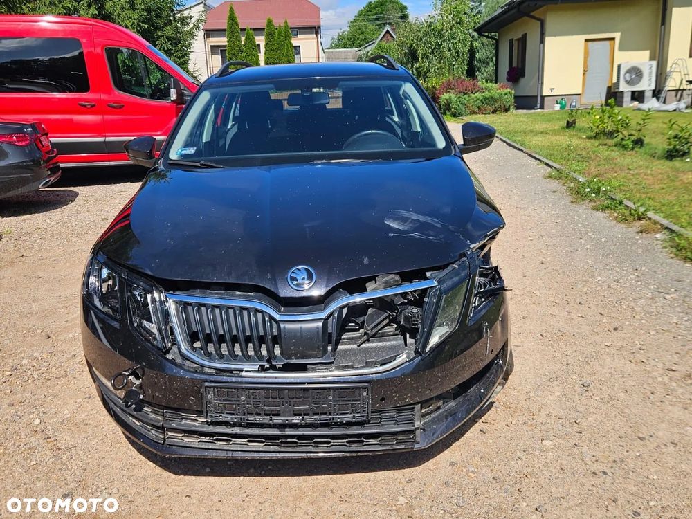 Skoda Octavia 1.6 TDI SCR Ambition - 3