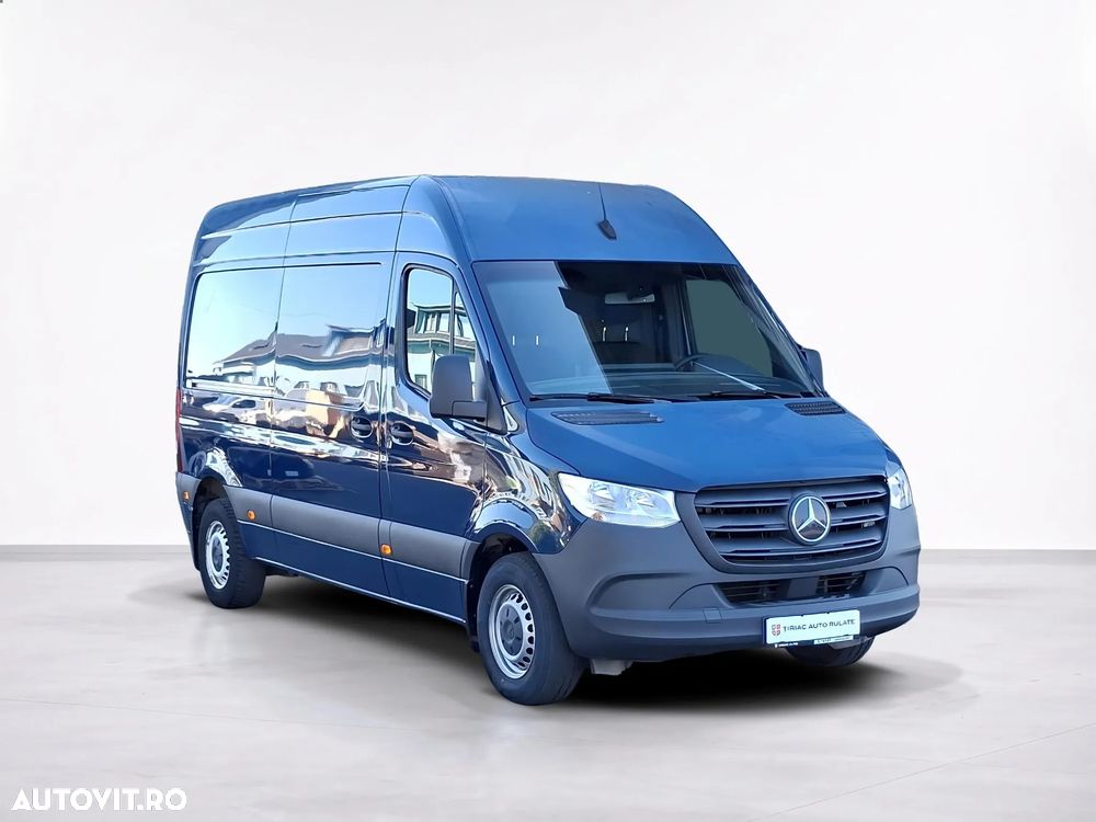 Mercedes-Benz Sprinter - 9