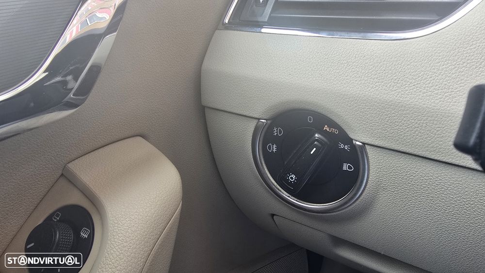 Skoda Octavia Break 1.6 TDi Elegance DSG - 37