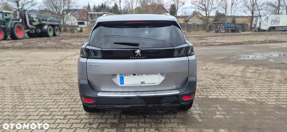 Peugeot 5008 - 13