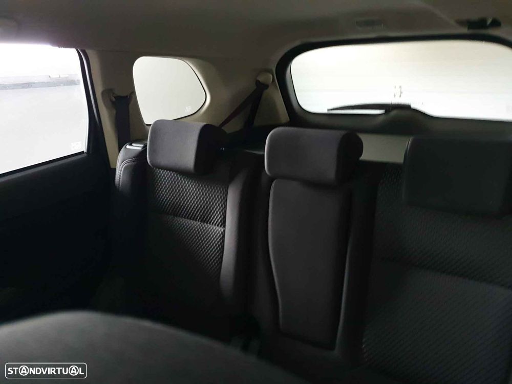 Mitsubishi Outlander 2.0 Kaiteki CVT - 9