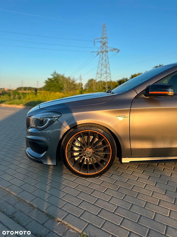 Mercedes-Benz CLA AMG 45 4-Matic - 36