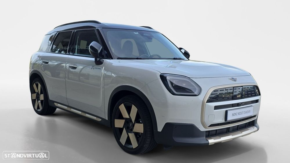 MINI Countryman E Favoured L - 2