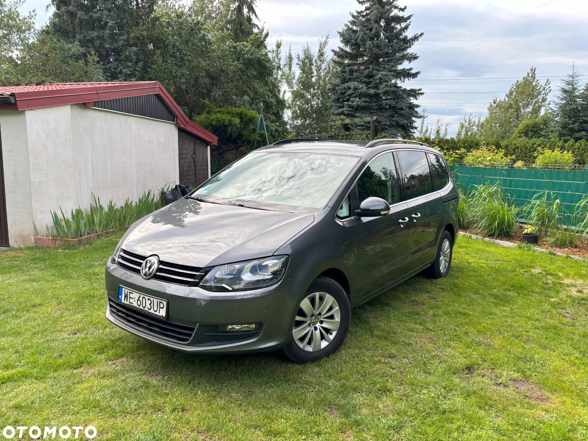 Volkswagen Sharan 2.0 TDI BMT Comfortline DSG - 2