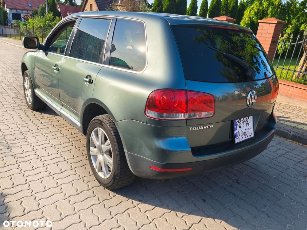 Volkswagen Touareg - 2