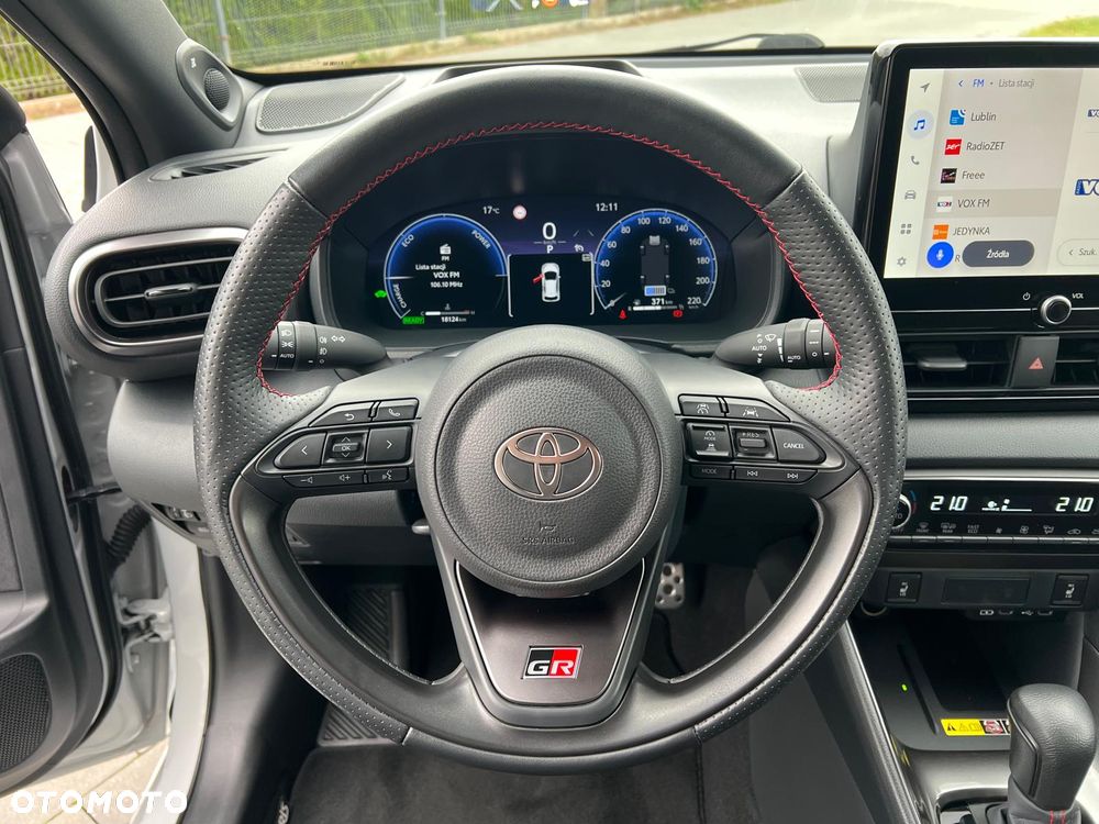 Toyota Yaris 130 1.5 VVT-i GR SPORT - 23