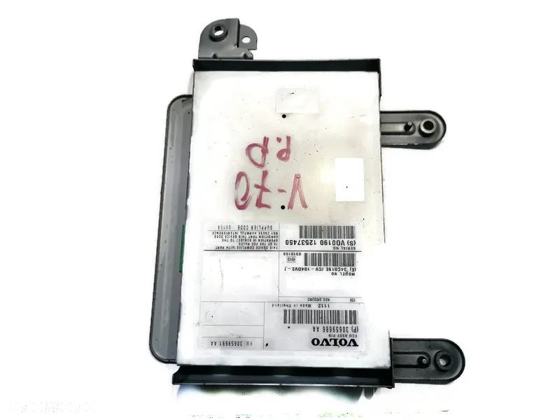 VOLVO V70 - WZMACNIACZ RADIA 30659686 - 1