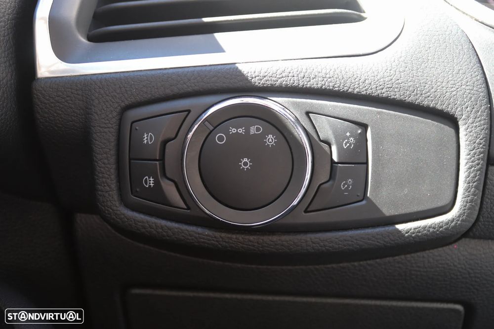 Ford S-Max - 23
