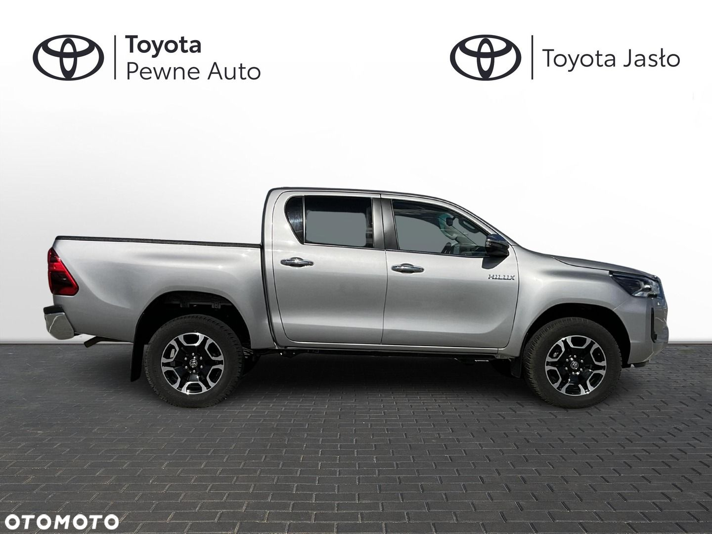 Toyota Hilux 2.8 D-4D Double Cab SR5 4x4 - 5
