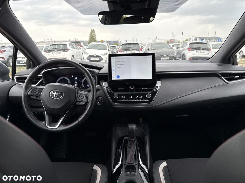 Toyota Corolla - 12