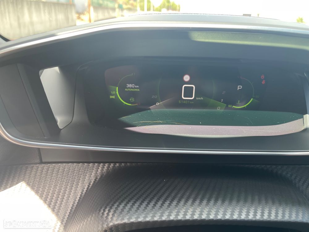 Peugeot 2008 1.2 PureTech GT Pack EAT8 - 7