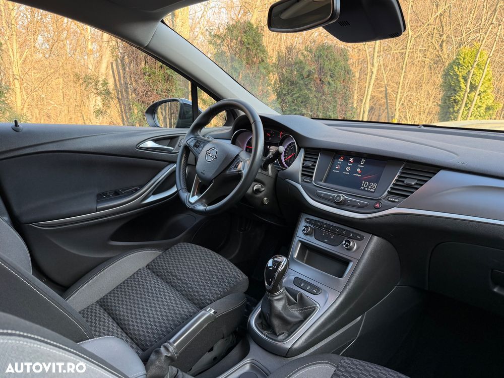 Opel Astra 1.2 Turbo Edition - 11