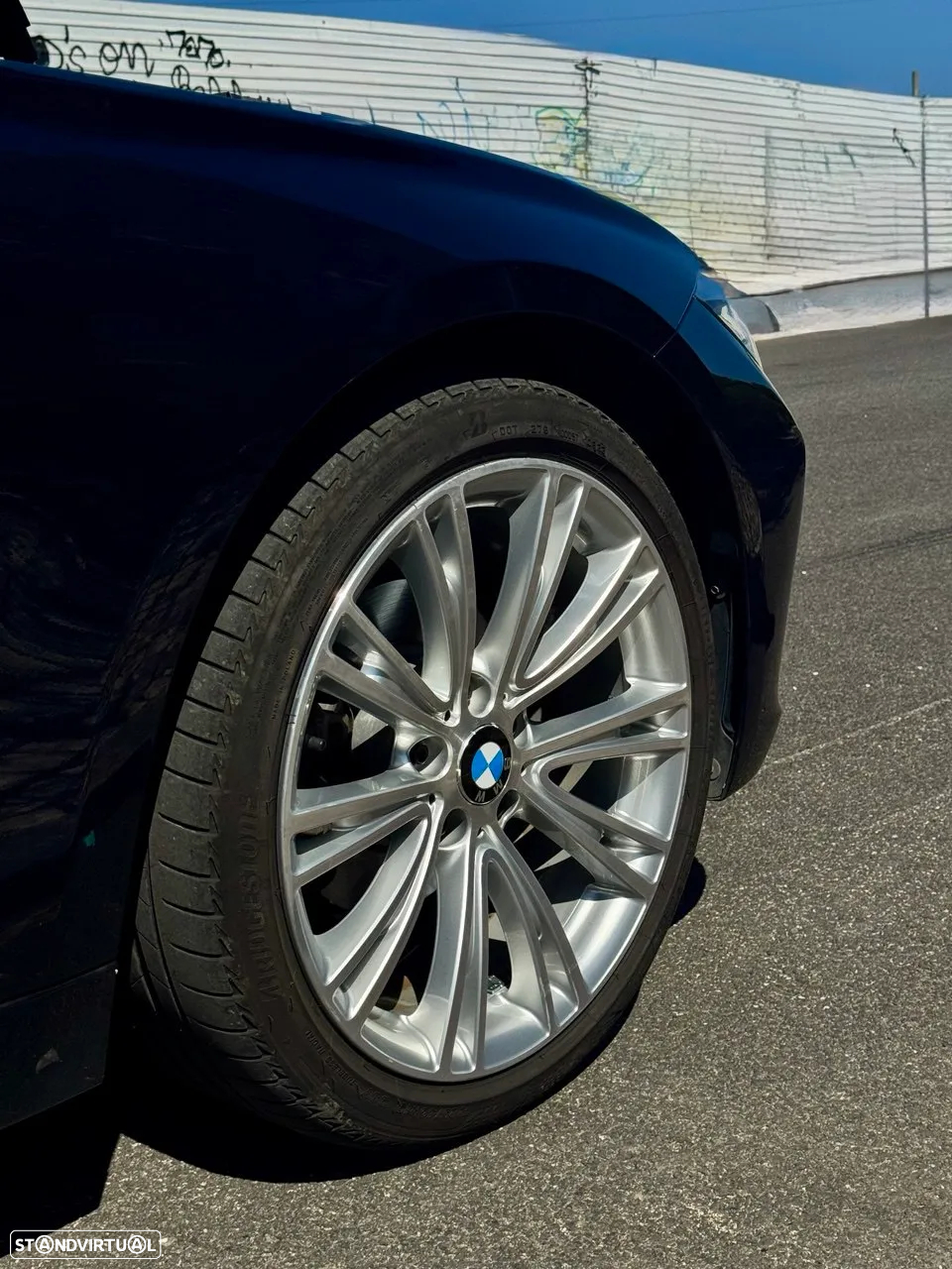 BMW 318 d Touring Auto Line Modern - 4