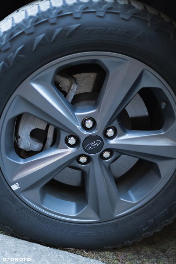 Ford Edge - 11
