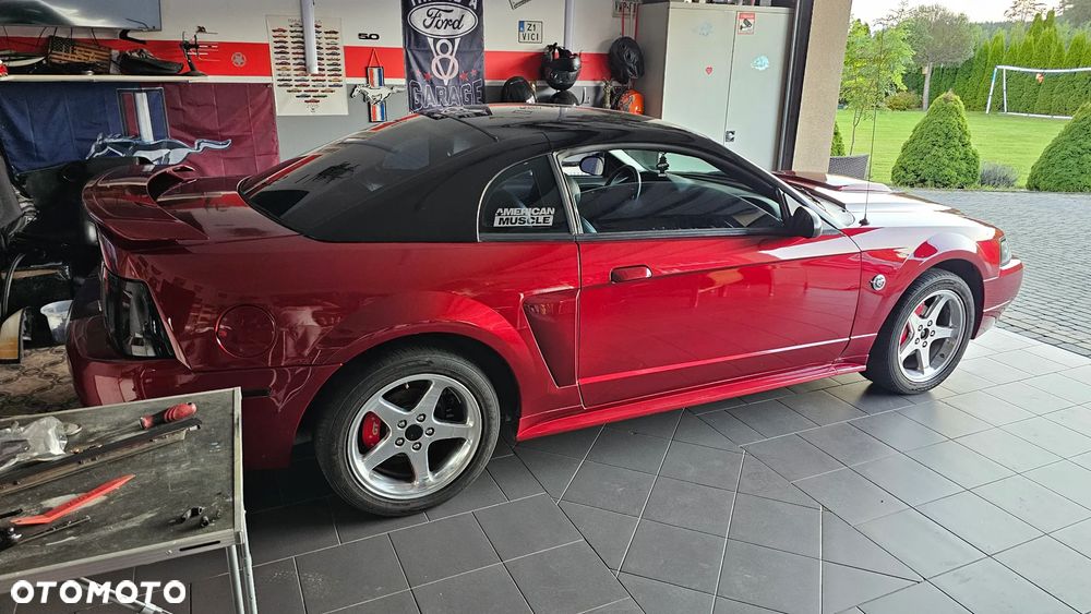 Ford Mustang 4.6 V8 GT - 10
