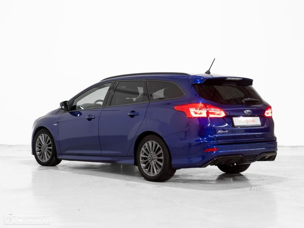Ford Focus SW 1.5 TDCi ST-Line - 4
