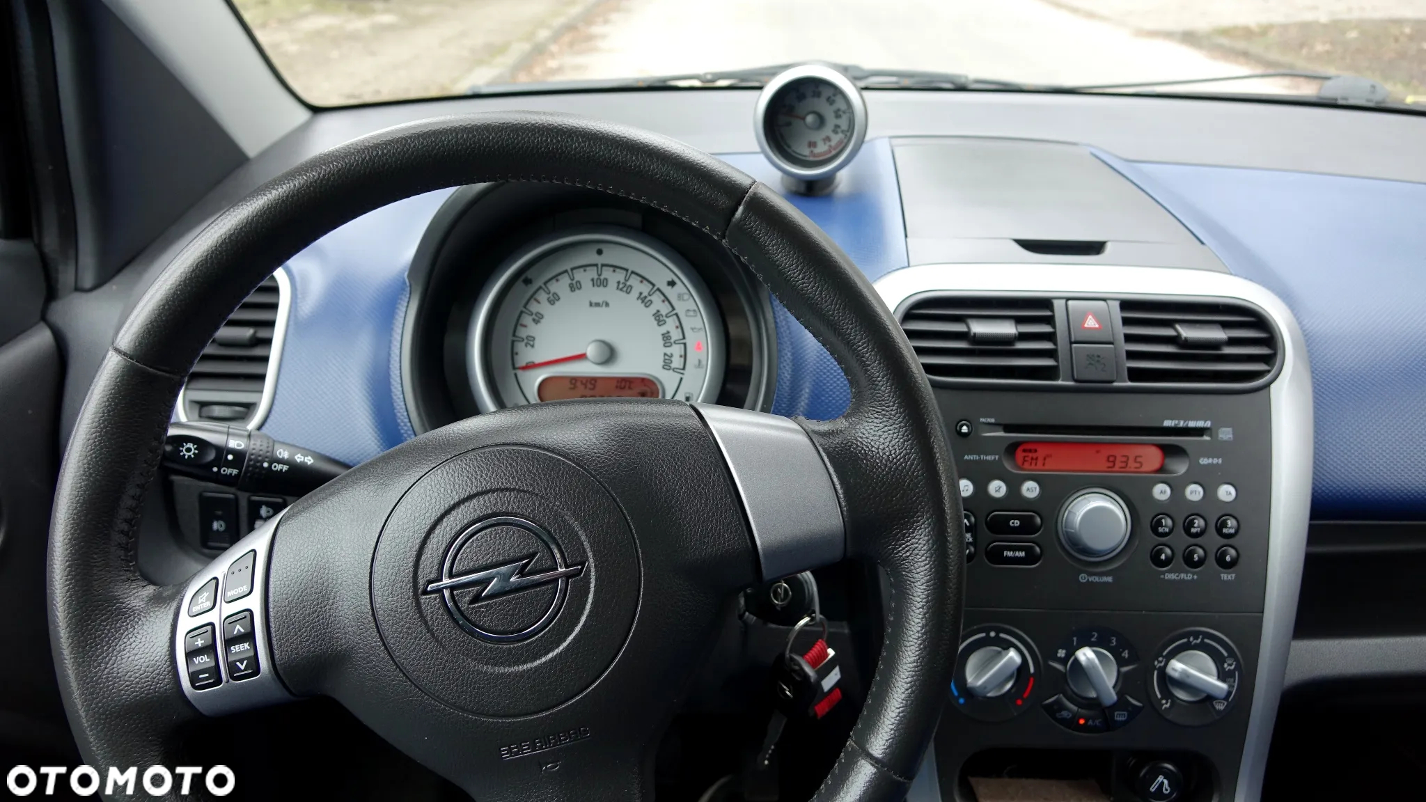 Opel Agila 1.0 Essentia - 17