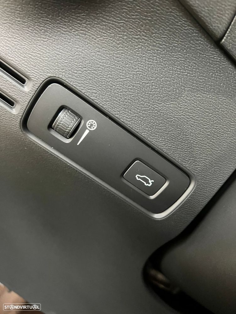 Volvo XC 40 1.5 T2 Core Auto - 28