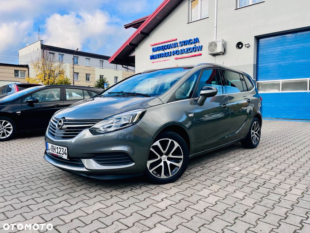 Opel Zafira - 1