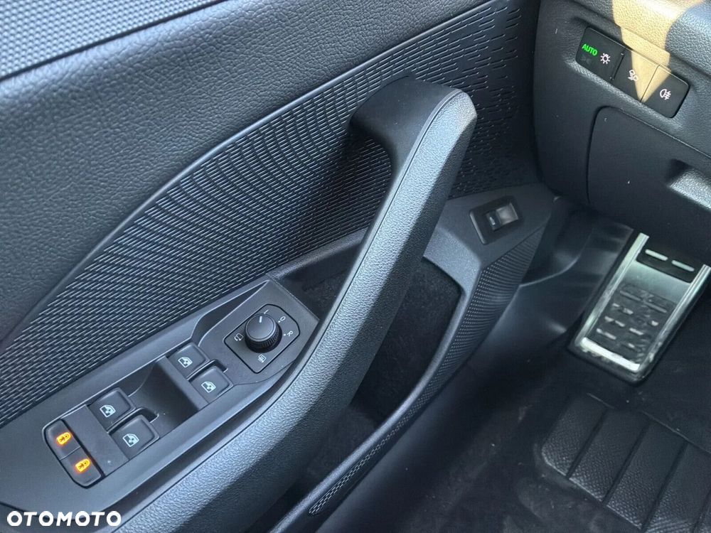 Skoda Octavia - 23