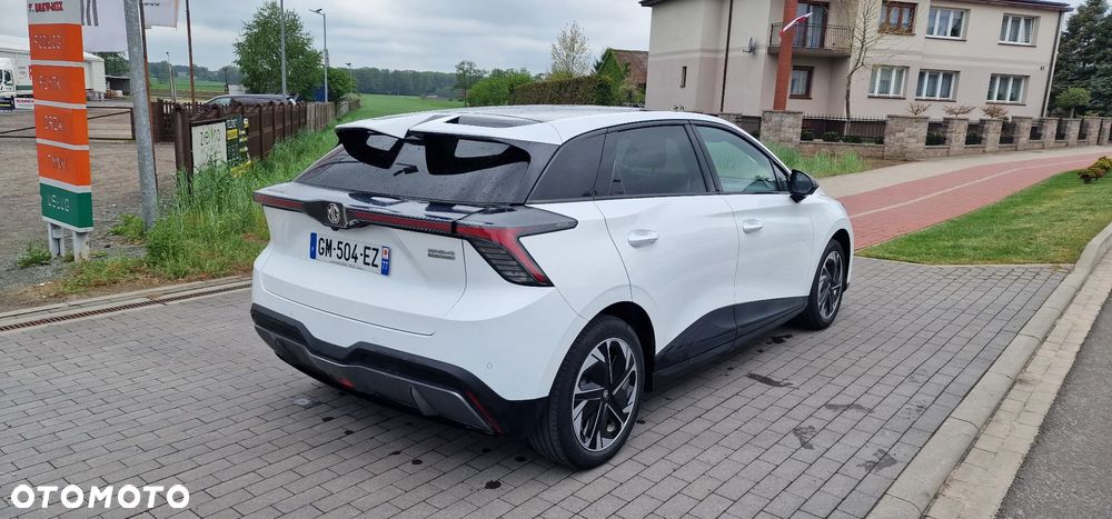 MG 4 Luxury 49 kWh - 4