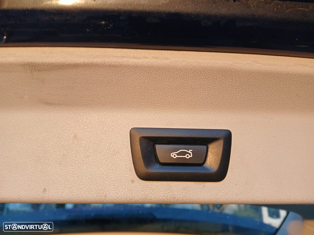 BMW X3 20 d xDrive Line Luxury - 31