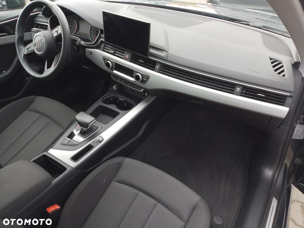 Audi A4 Limousine 35 TFSI mHEV S Line S tronic - 19