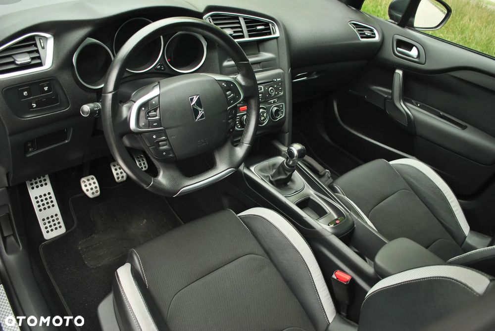 Citroën DS4 VTi 120 SoChic - 8