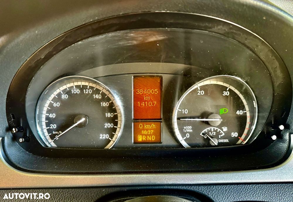 Mercedes-Benz Viano 3.0 CDI DPF lang Automatik Trend Edition - 27
