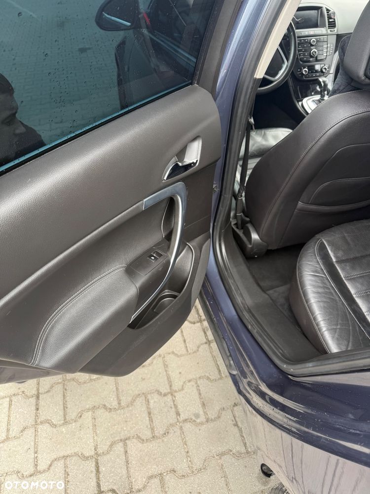 Opel Insignia 2.0 T Cosmo 4x4 - 16
