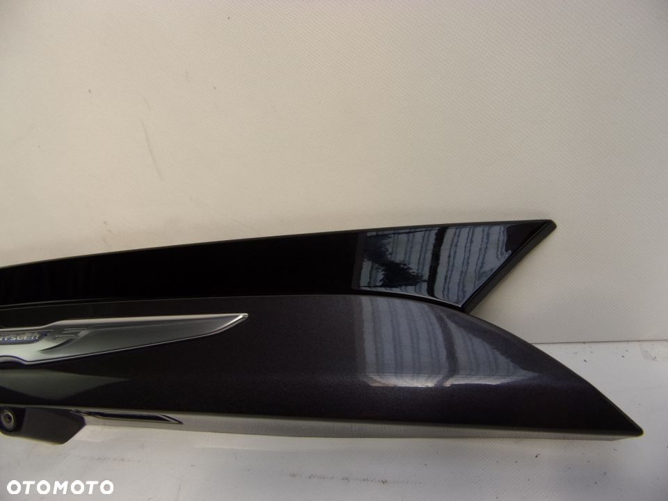 CHRYSLER PACIFICA 16-  BLENDA KLAPY BAGAŻNIKA - 3