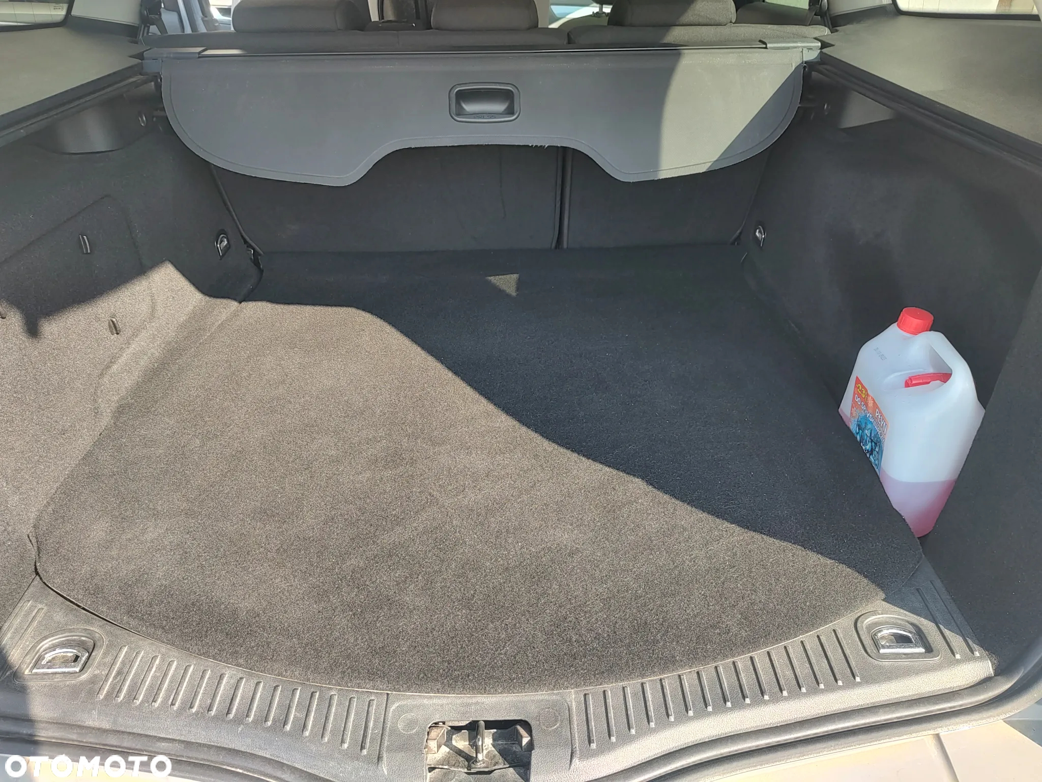 Ford Mondeo 1.6 TDCi Ambiente - 14