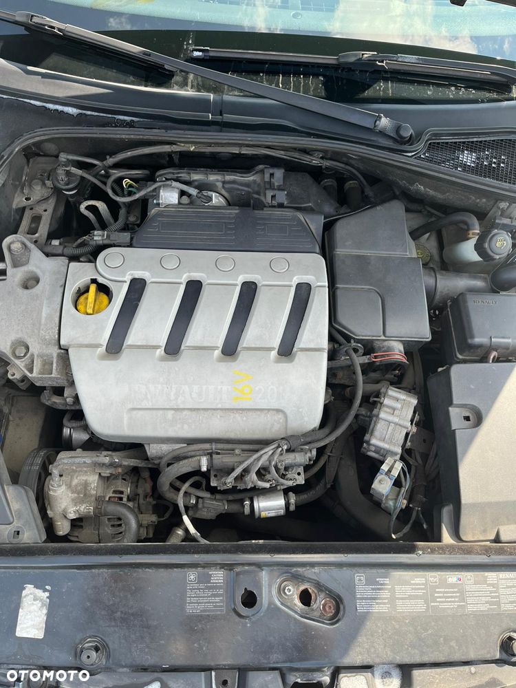 Renault Laguna 2.0 16V Dynamique - 13