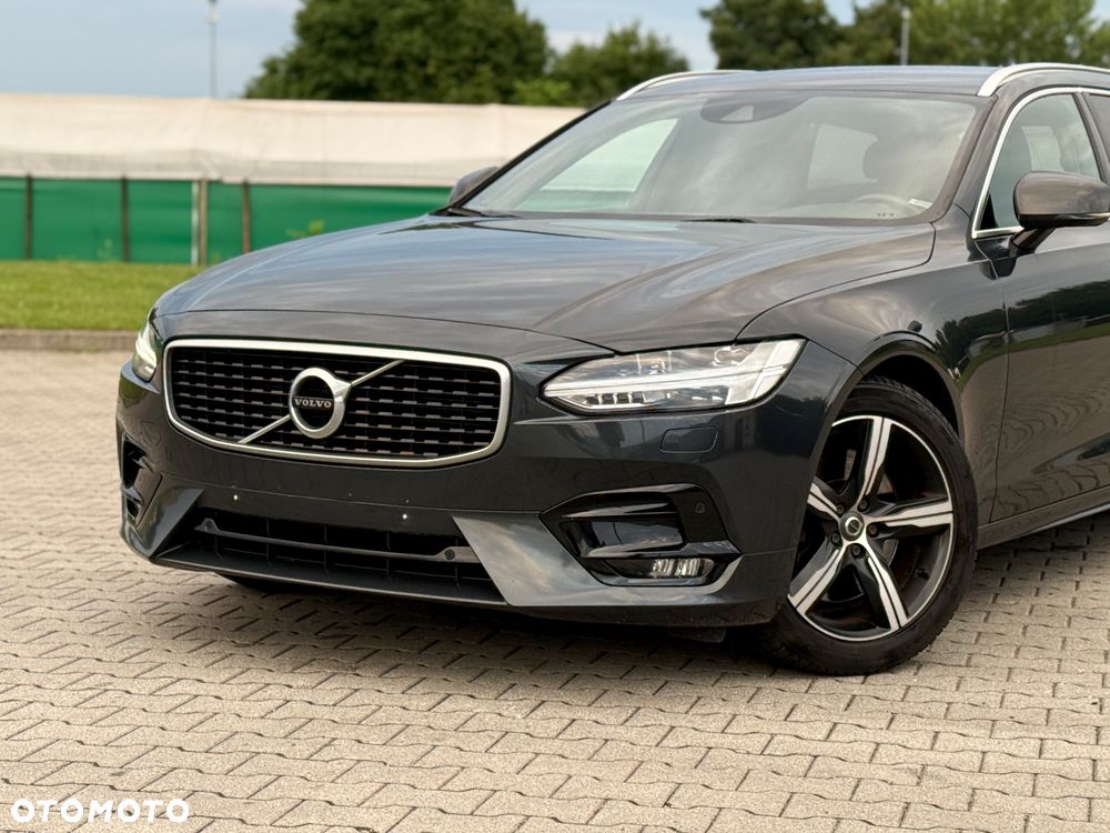 Volvo V90 D5 SCR AWD R-Design - 10