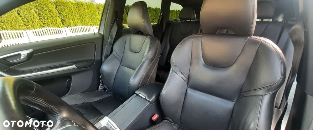 Volvo XC 60 - 22