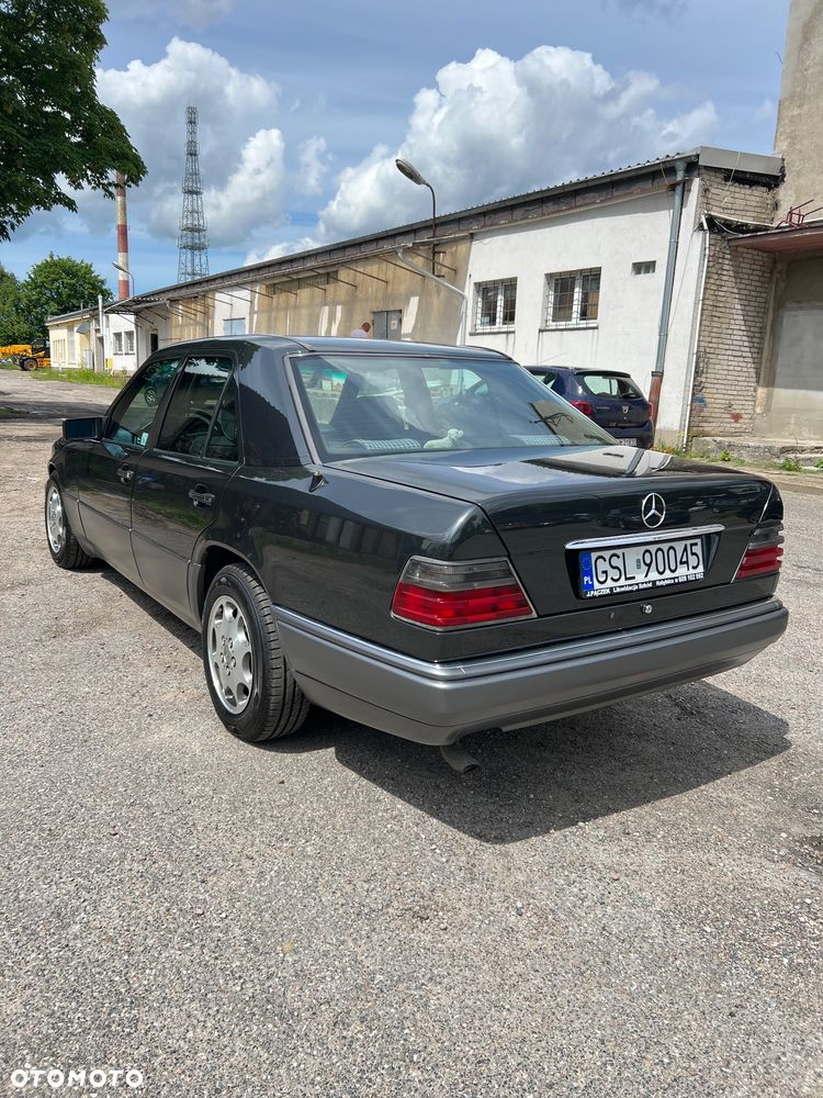 Mercedes-Benz Klasa E - 3