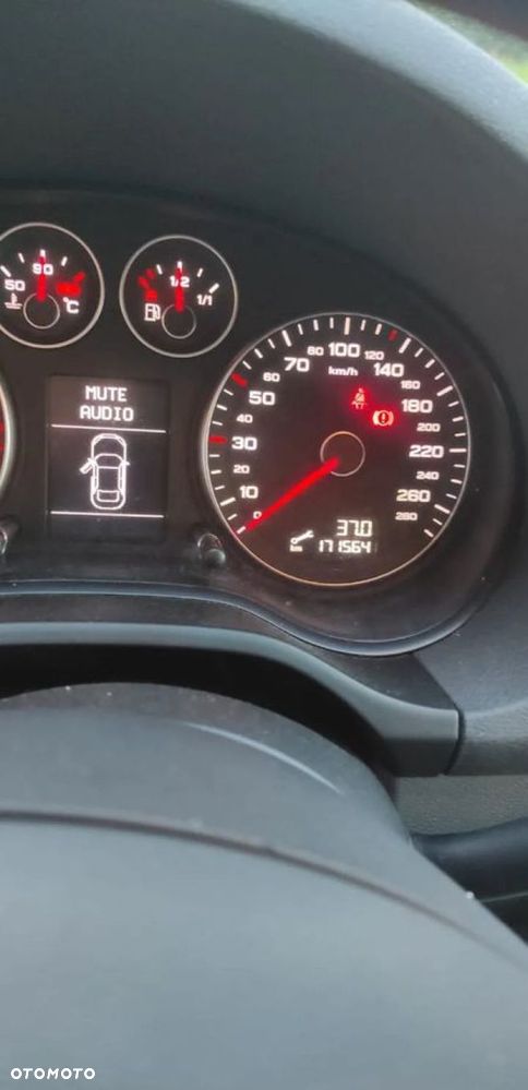 Audi A3 3-drzwiowe 1.6 TDI DPF S line Sportpaket (plus) - 13