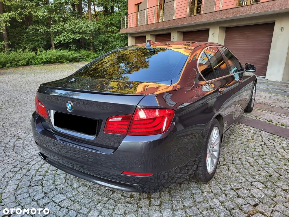 BMW Seria 5 520d Touring Luxury Line - 3