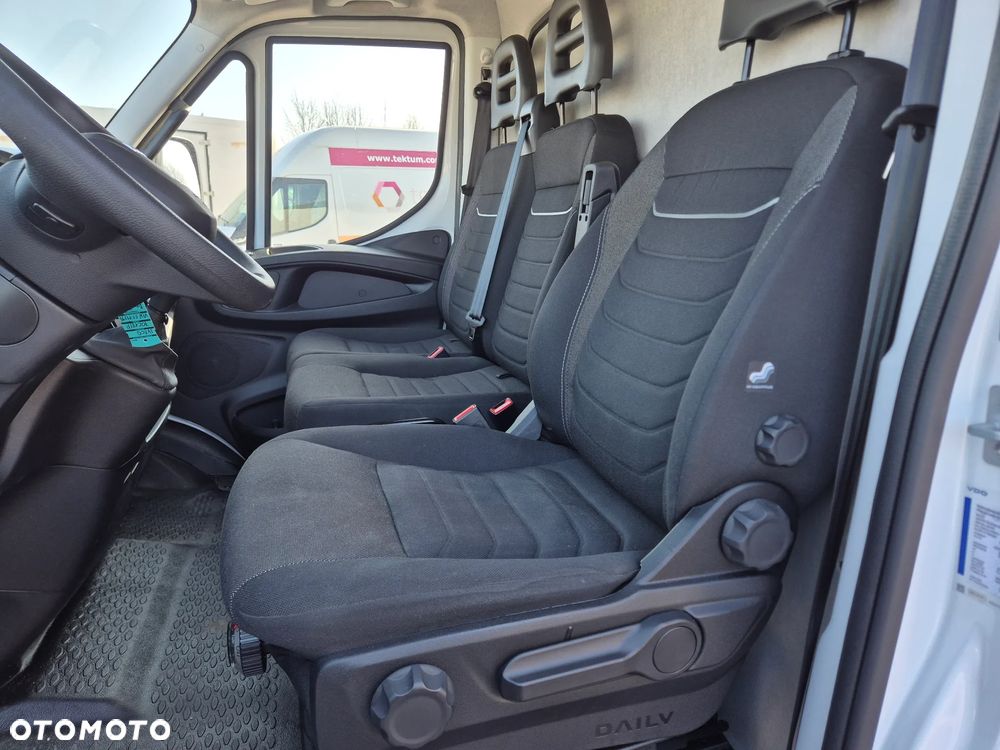 Iveco 70C18 (32755) - 17