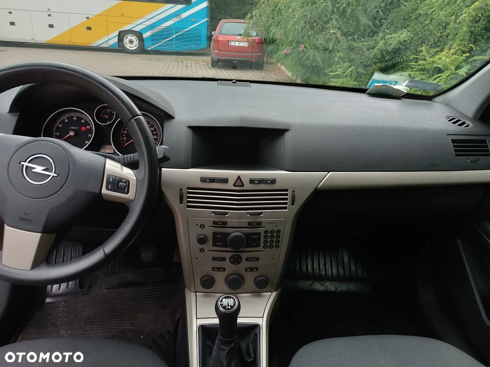 Opel Astra 1.6 NAVI - 13