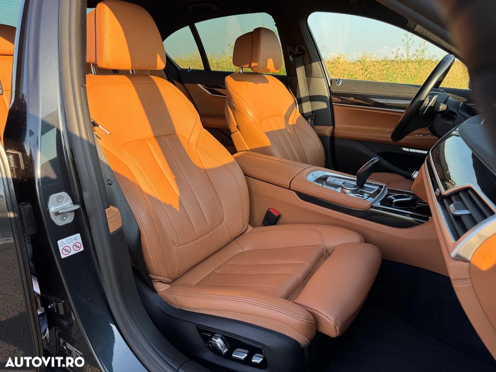 BMW Seria 7 - 8