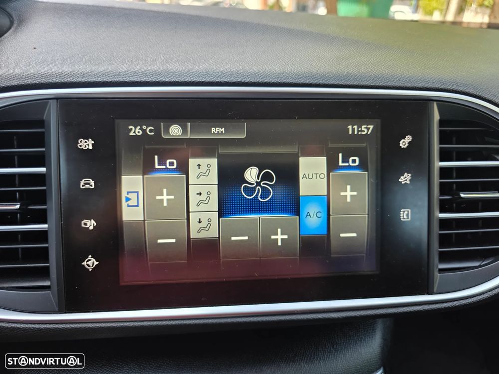 Peugeot 308 130 e-THP Stop & Start Allure - 11
