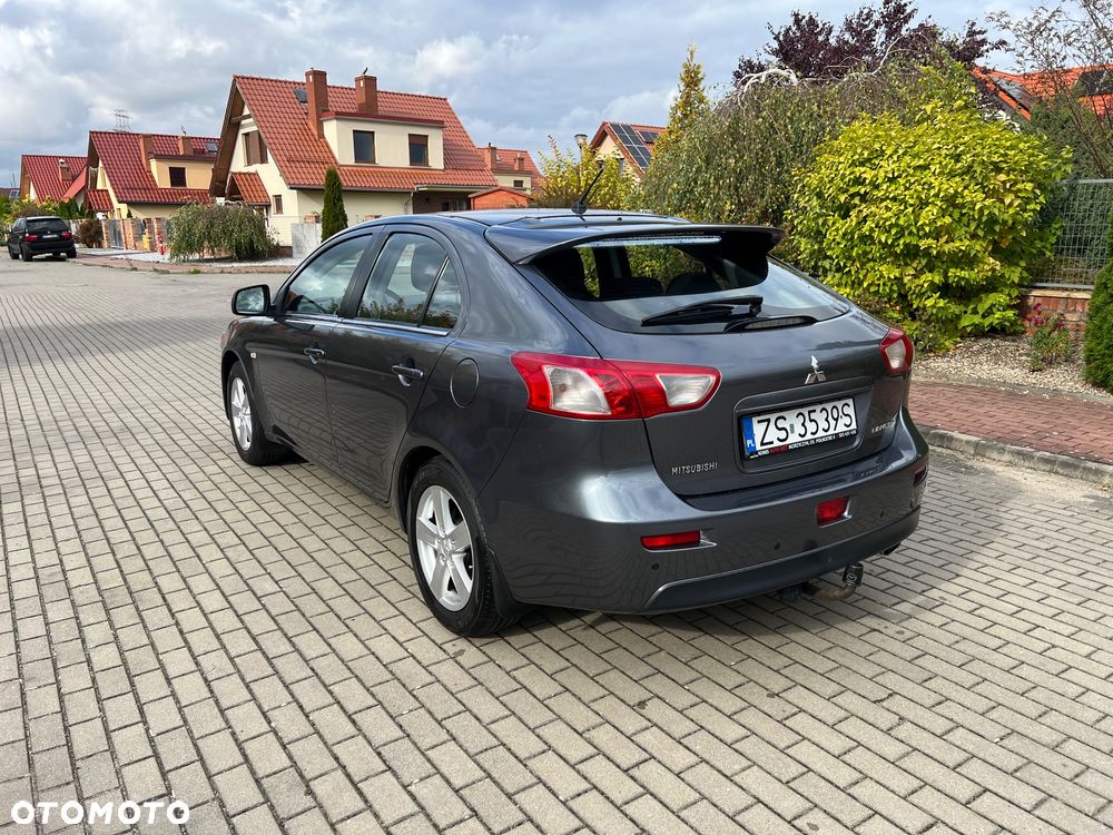 Mitsubishi Lancer 1.8 Intense - 6