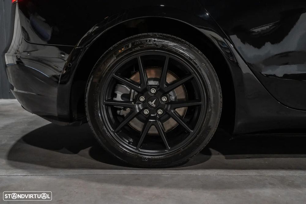 Tesla Model 3 Standard Range Plus RWD - 40