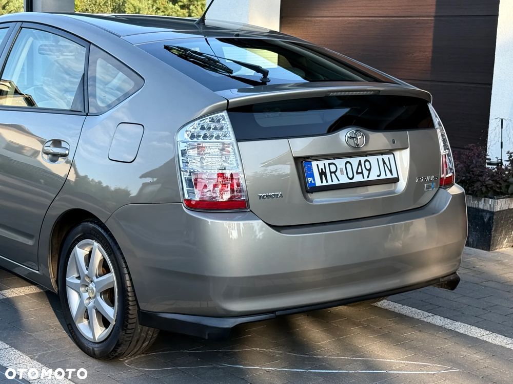 Toyota Prius 1.5 VVT-i Sol - 35
